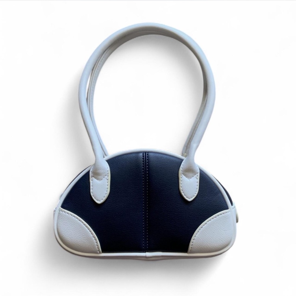 Brandy Melville Retro Navy White Shoulder Bag